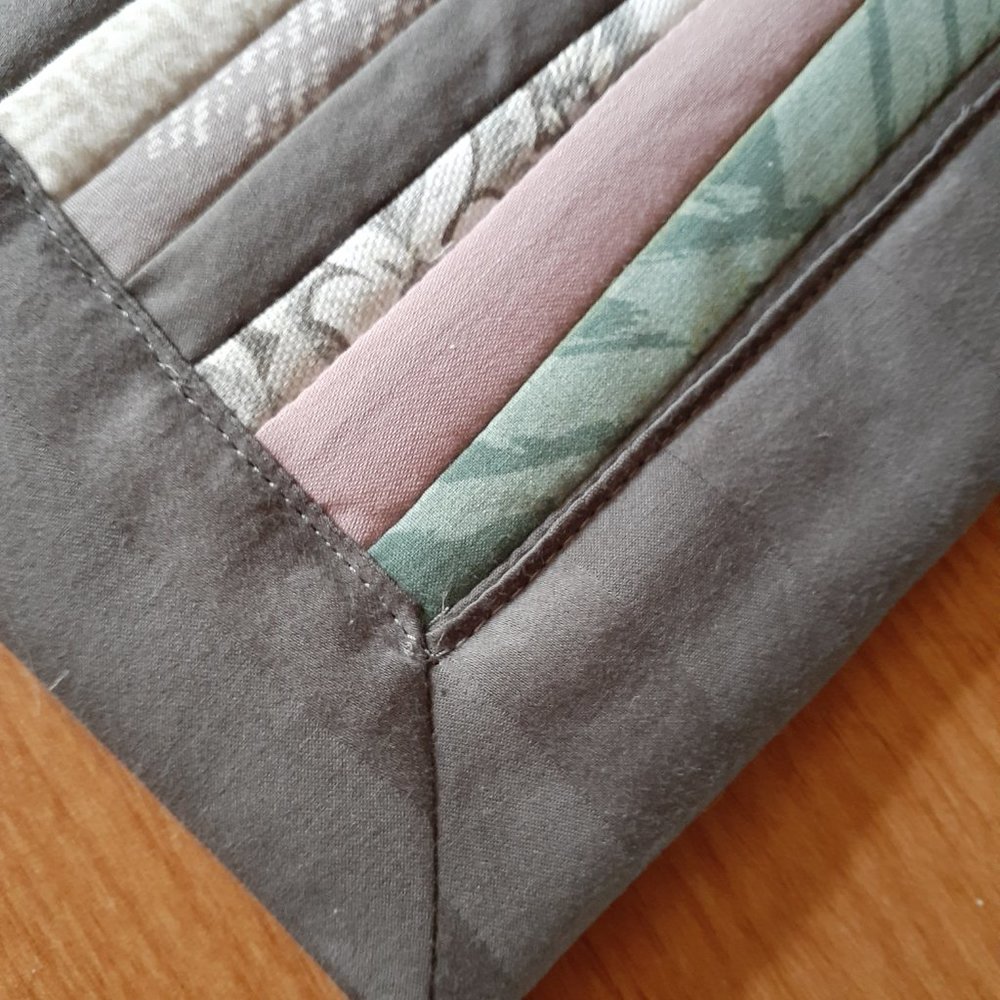 Quilted pad - Picture 12 of 12